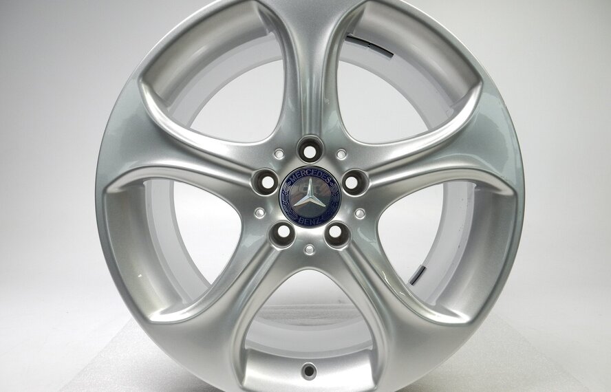 Mercedes Originele Mercedes C-klasse W205 A2054010700 velg