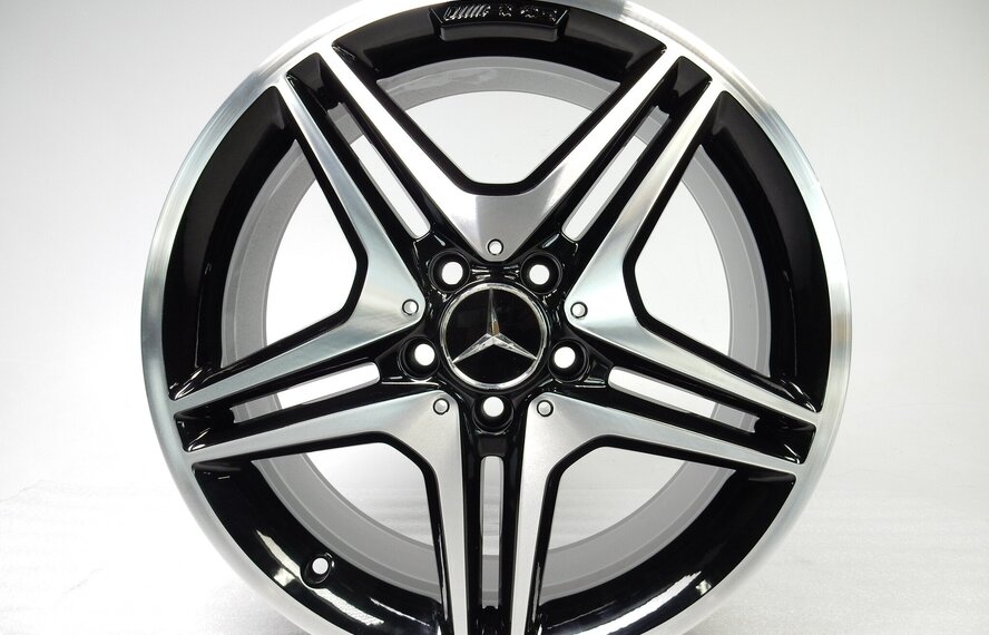 Mercedes Originele Mercedes  A-Klasse W176 CLA C117 X117 AMG A1764010302 velg