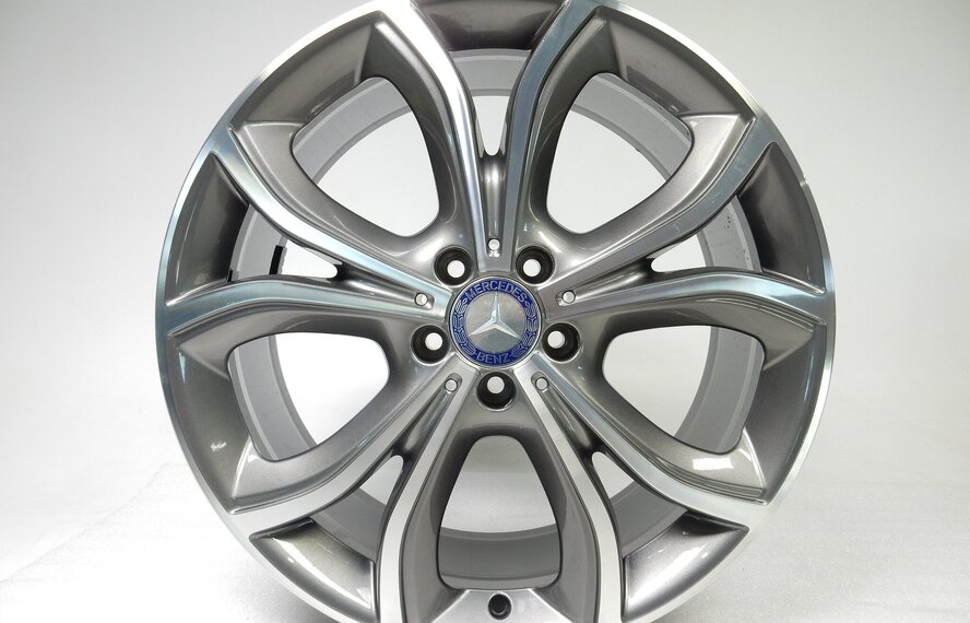 Mercedes Originele Mercedes E-Klasse W238 A2384010200 velg