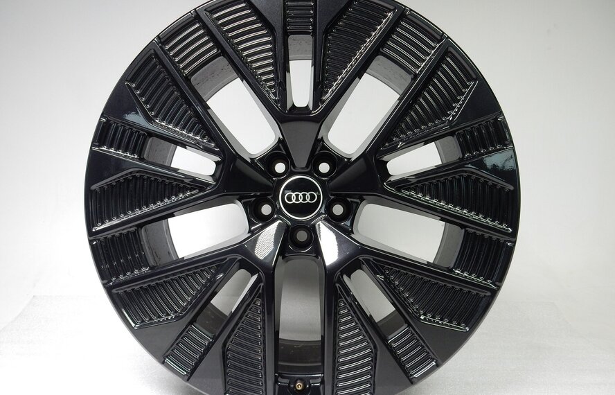 Audi Originele Audi Q8 e-tron 4KE601025BC velg