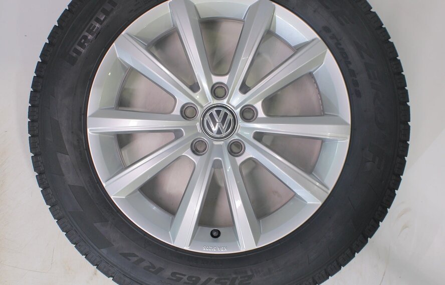 Volkswagen Volkswagen Tiguan II Merano 17 inch velgen Pirelli Winterbanden Nieuw Origineel