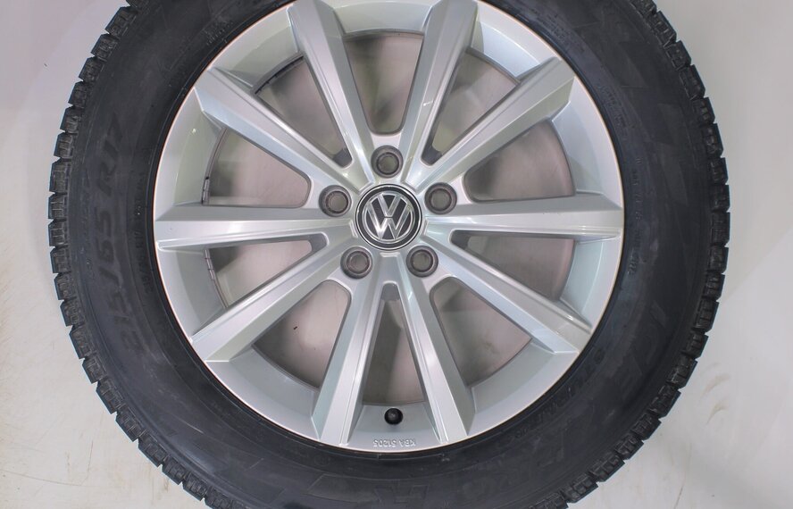 Volkswagen Volkswagen Tiguan II Merano 17 inch velgen Pirelli Winterbanden Nieuw Origineel