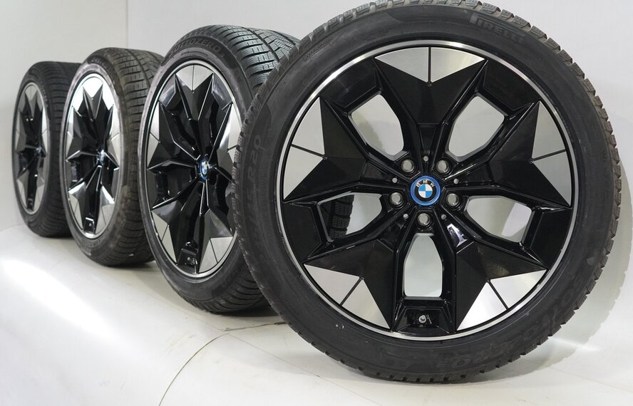 BMW BMW iX3 G08 843 20 inch velgen Pirelli Runflat Winterbanden Origineel