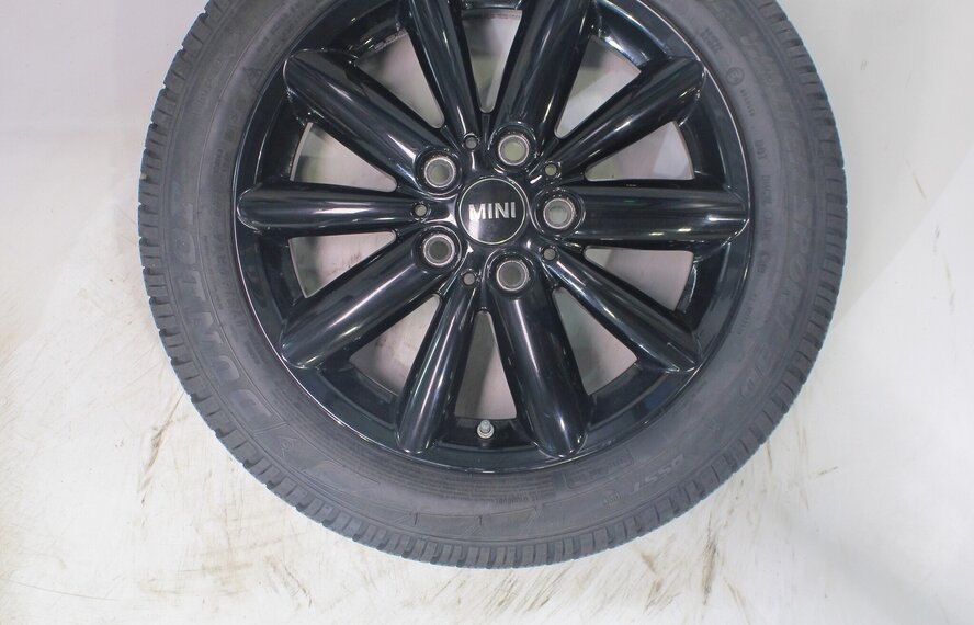 Mini Mini Cooper / S / One / Cabrio F55 F56 F57 508 16 inch velgen Dunlop Runflat Winterbanden Origineel