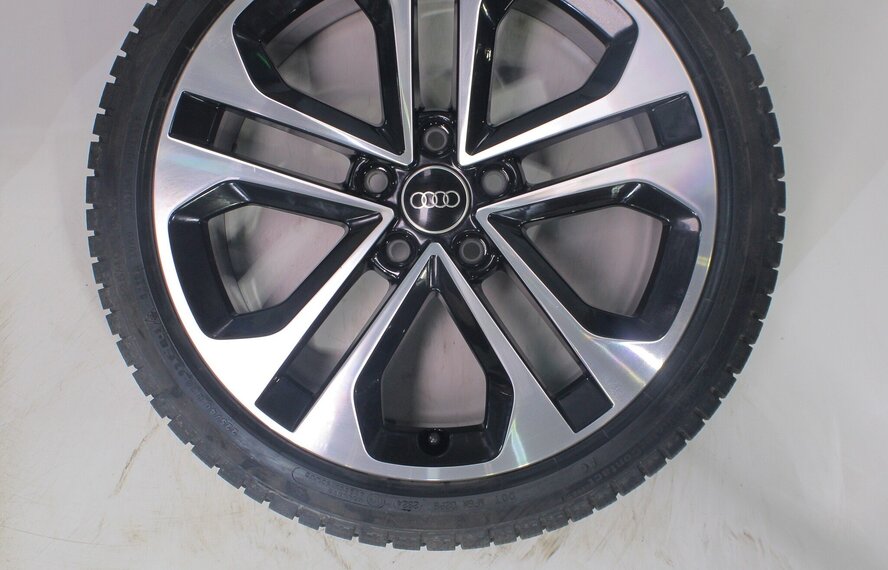 Audi Audi A3 S3 8Y 8V S-line 18 inch velgen Continental Winterbanden Origineel