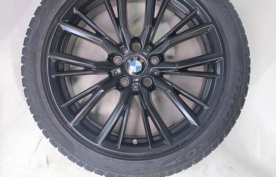 BMW BMW 2 serie 3 serie 4 serie G20 G21 G22 G42 796M 18 inch velgen Pirelli Runflat Winterbanden Origineel