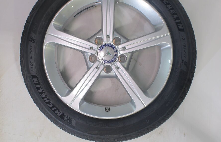 Mercedes Mercedes A B CLA Klasse W177 C118 W247 17 inch velgen Michelin Winterbanden Origineel