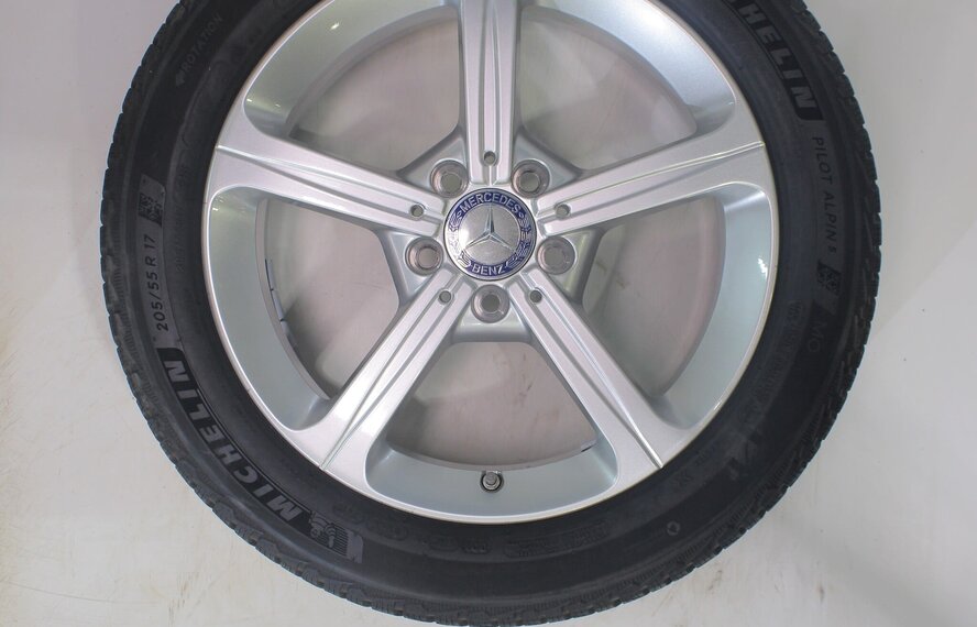 Mercedes Mercedes A B CLA Klasse W177 C118 W247 17 inch velgen Michelin Winterbanden Origineel