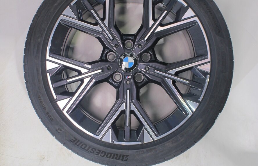 BMW BMW 1 serie 2 serie F70 F74 975M 18 inch velgen Bridgestone Zomerbanden Origineel