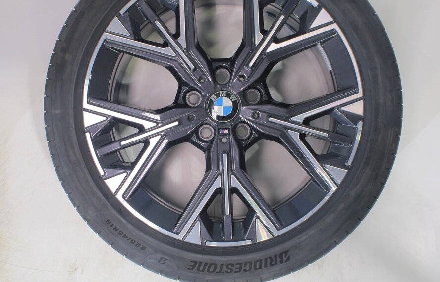 BMW BMW 1 serie 2 serie F70 F74 975M 18 inch velgen Bridgestone Zomerbanden Origineel
