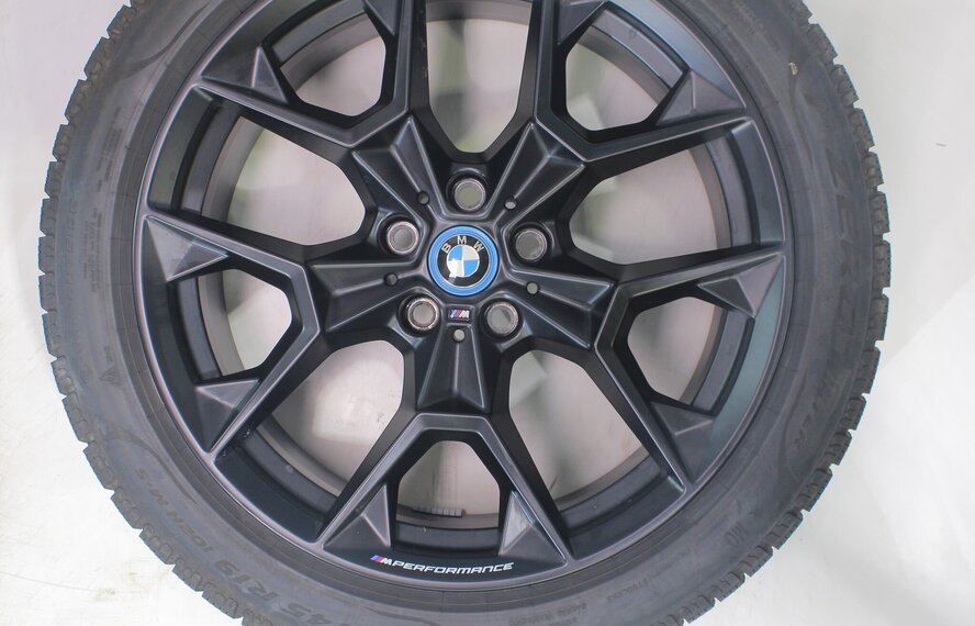 BMW BMW 5 serie i5 G60 G61 942M 19 inch velgen Pirelli Winterbanden Origineel