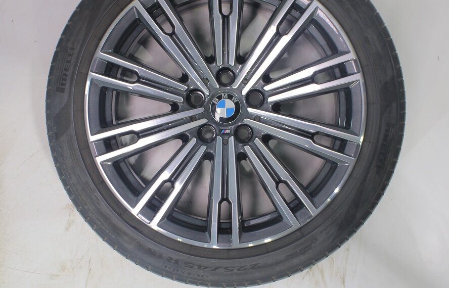 BMW BMW 2 serie 3 serie 4 serie G20 G21 G22 G42 790M 18 inch velgen Pirelli Zomerbanden Origineel