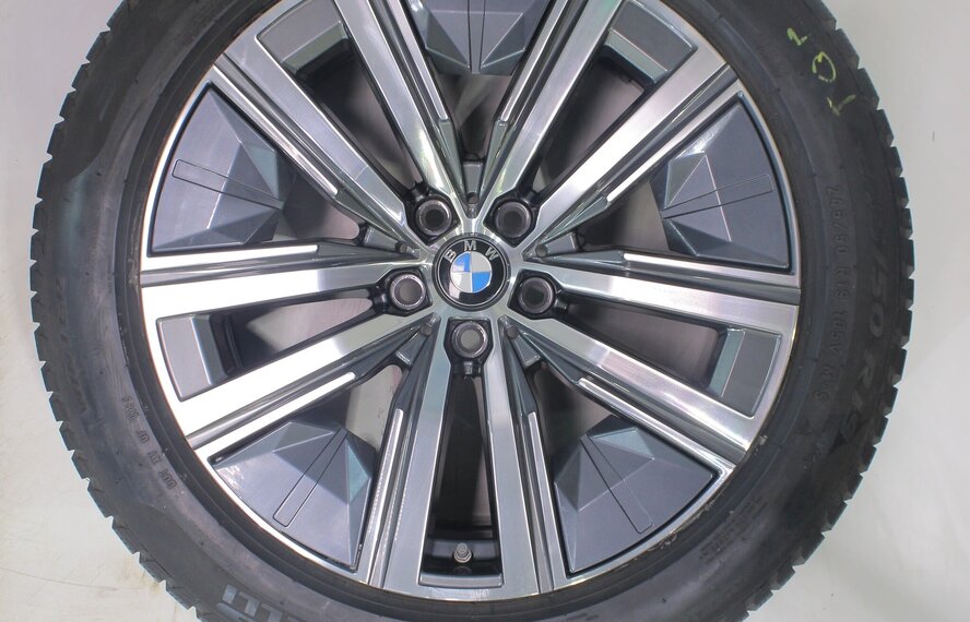 BMW BMW 7 serie G70 X3 G45 904 19 inch velgen Pirelli Runflat Winterbanden Origineel