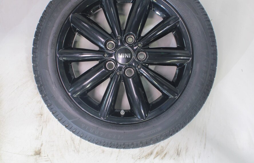 Mini Mini Cooper / S / One / Cabrio F55 F56 F57 508 16 inch velgen Dunlop Runflat Winterbanden Origineel