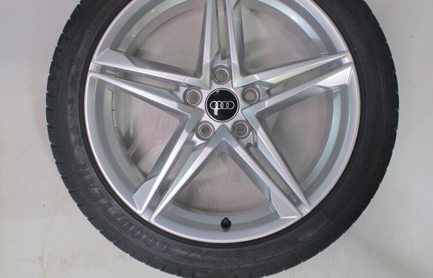 Audi Audi A4 S4 B9 8W 18 inch velgen Goodyear Winterbanden Origineel