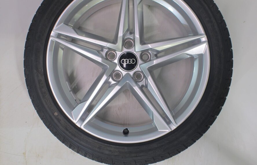 Audi Audi A4 S4 B9 8W 18 inch velgen Goodyear Winterbanden Origineel