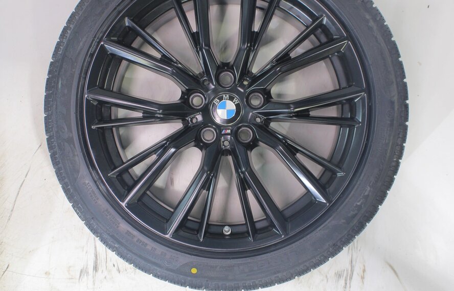 BMW BMW 2 serie 3 serie 4 serie G20 G21 G22 G42 796M 18 inch velgen Pirelli Runflat Winterbanden Nieuw Origineel