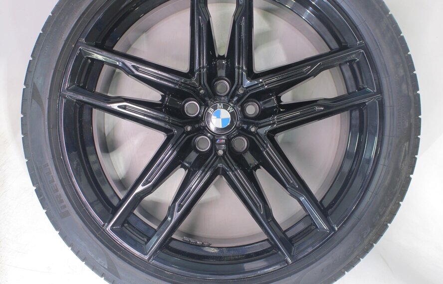 BMW BMW M8 F91 F92 F93 810M 20 inch velgen Pirelli Zomerbanden Origineel