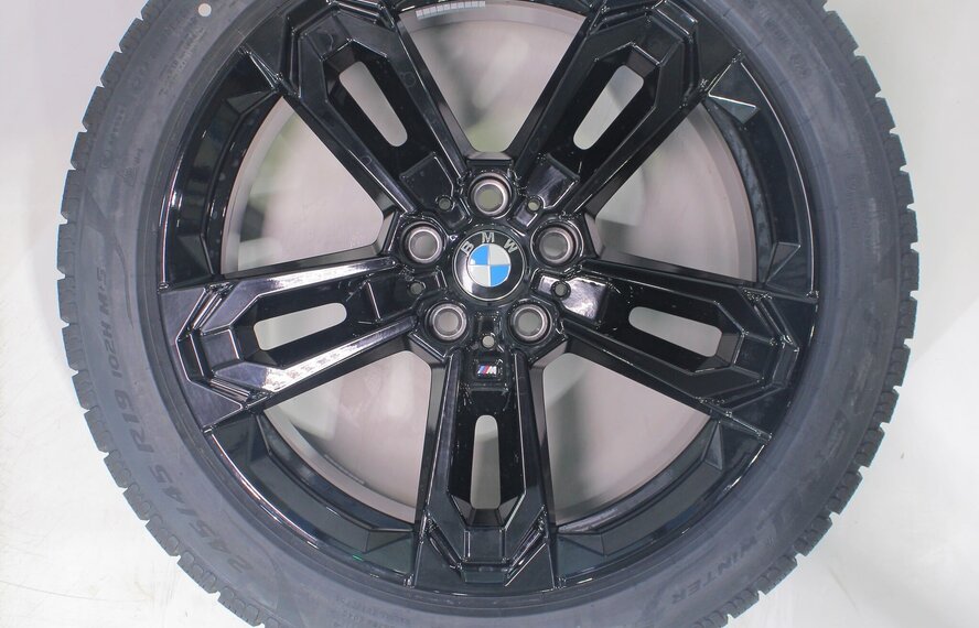 BMW BMW X1 iX1 U11 BEV X2 iX2 U10 871M 19 inch velgen Pirelli Winterbanden Nieuw Origineel