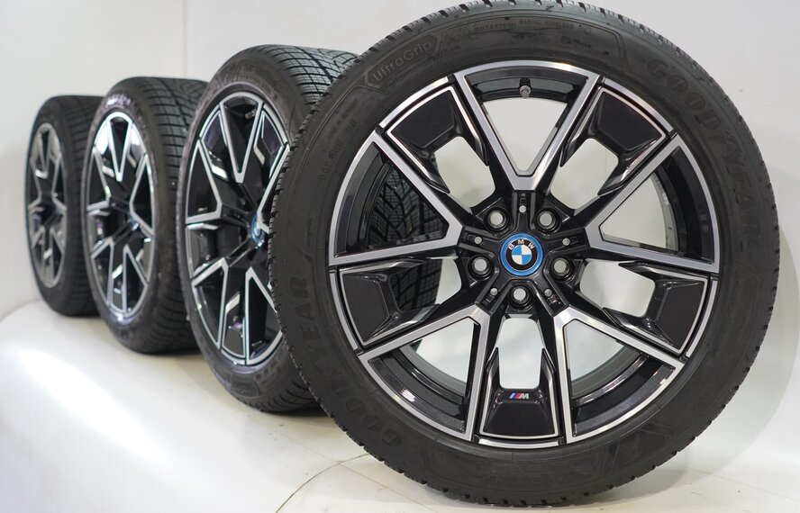 BMW BMW 4 serie i4 G26 858M 18 inch velgen Goodyear Winterbanden Origineel