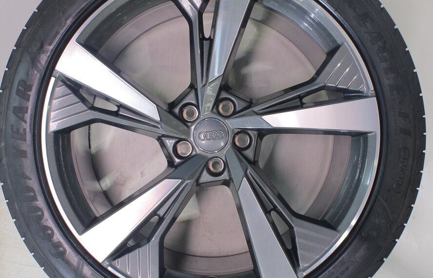 Audi Audi e-tron GE Q8 e-tron 21 inch velgen Goodyear Zomerbanden Nieuw Origineel