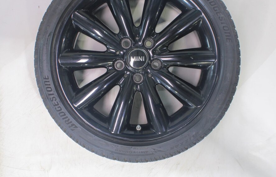 Mini Mini Cooper / S / One / Cabrio F55 F56 F57 499 17 inch velgen Bridgestone Runflat Winterbanden Origineel