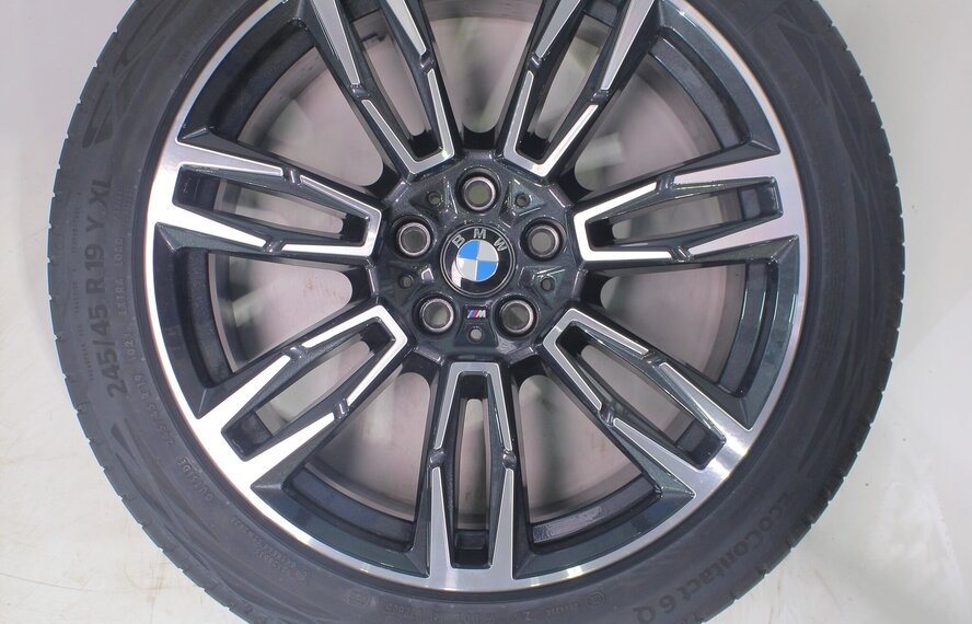 BMW BMW 5 serie i5 G60 G61 935M 19 inch velgen Continental Zomerbanden Origineel