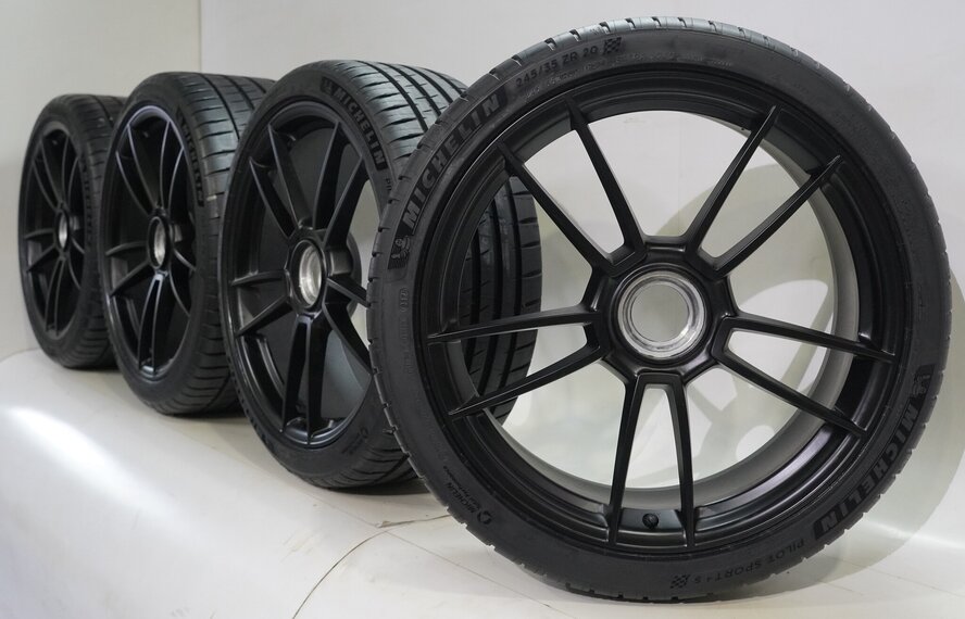 Porsche Porsche 911 992 GTS Turbo S GT3 20 & 21 inch velgen Michelin Zomerbanden Nieuw Origineel