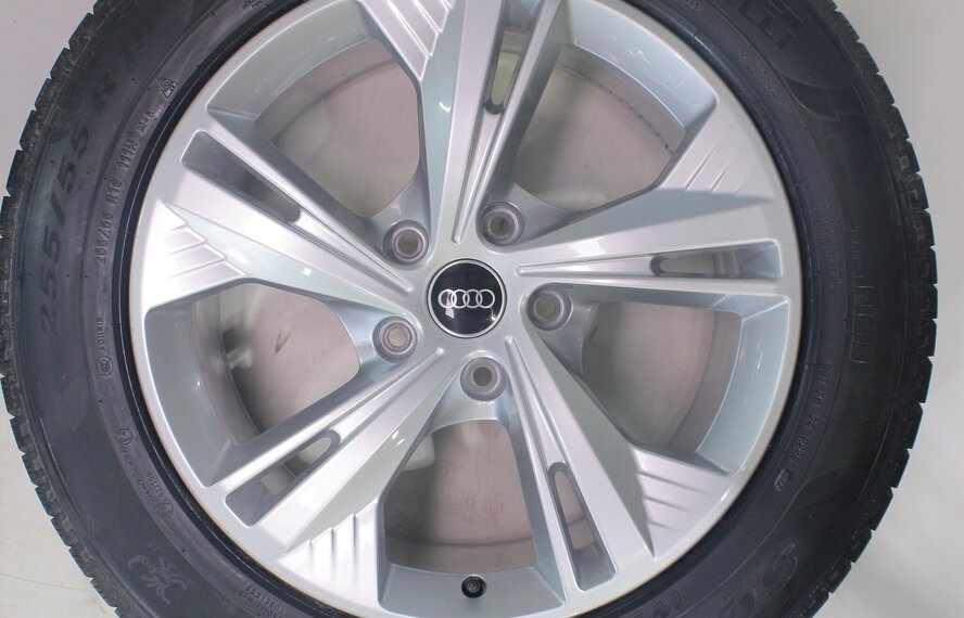 Audi Audi Q6 e-tron 19 inch velgen Pirelli Winterbanden Nieuw Origineel