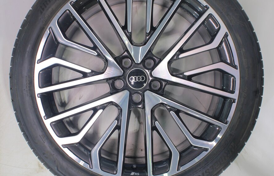 Audi Audi Q5 8MA 21 inch velgen Bridgestone Zomerbanden Origineel