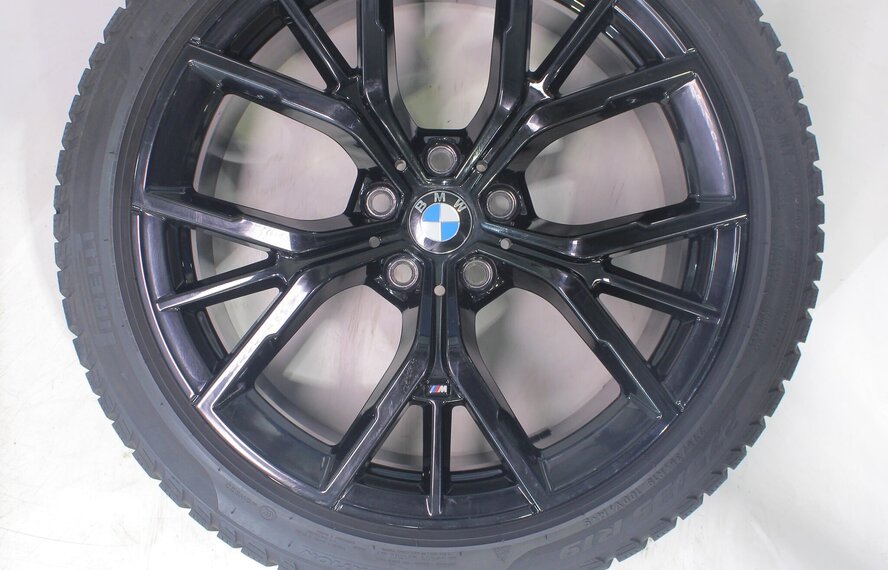 BMW BMW 5 serie G30 G31 8 serie G14 G15 G16 845M 19 inch velgen Pirelli Runflat Winterbanden Origineel