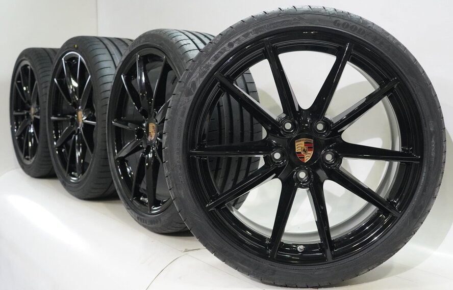 Porsche Porsche 911 992 Carrera S 4S Targa 4S 20 & 21 inch velgen Goodyear Zomerbanden Nieuw Origineel