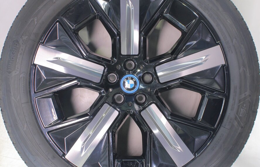 BMW BMW iX i20 1010 21 inch velgen Goodyear Winterbanden Origineel