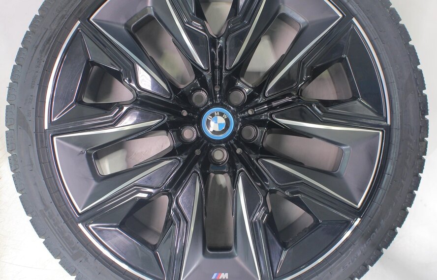 BMW BMW 7 serie G70 X3 G45 909M 21 inch velgen Pirelli Winterbanden Origineel