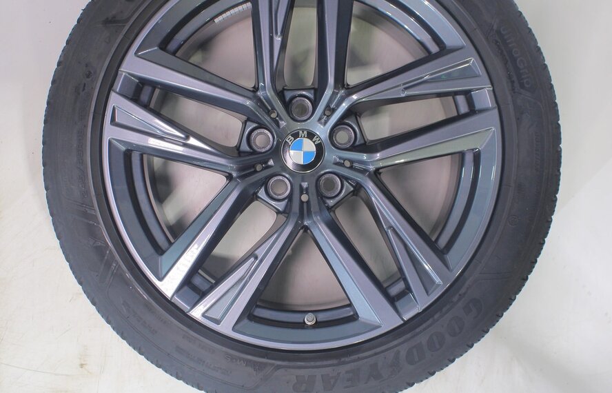 BMW BMW 4 serie i4 G26 853 18 inch velgen Goodyear Winterbanden Origineel