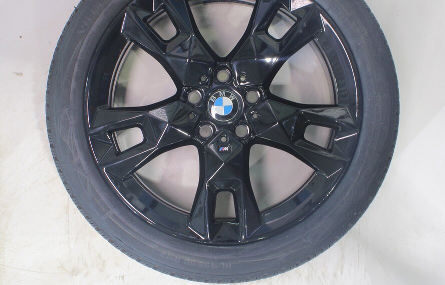 BMW BMW 1 serie 2 serie F70 F74 968M 18 inch velgen Vredestein Winterbanden Nieuw Origineel