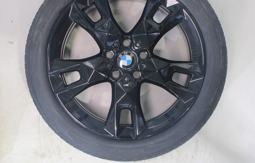 BMW BMW 1 serie 2 serie F70 F74 968M 18 inch velgen Vredestein Winterbanden Nieuw Origineel