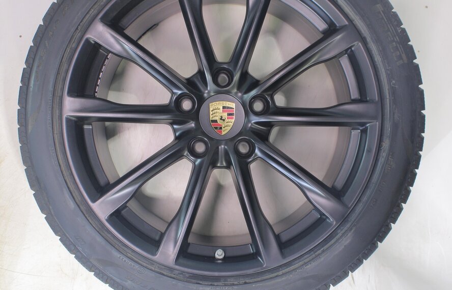 Porsche Porsche 982 Boxster / Cayman 19 inch velgen Pirelli Winterbanden Nieuw Origineel