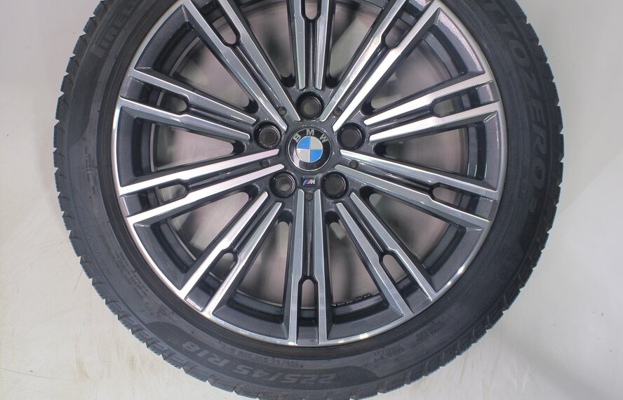 BMW BMW 2 serie 3 serie 4 serie G20 G21 G22 G42 790M 18 inch velgen Pirelli Runflat Winterbanden Origineel