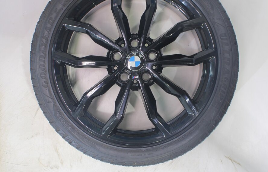 BMW BMW 1 2 serie F40 F44 2 serie Gran Coupe 711M 18 inch velgen Goodyear Winterbanden Origineel
