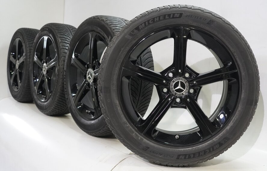 Mercedes Mercedes A B CLA Klasse W177 C118 W247 17 inch velgen Michelin Winterbanden Origineel