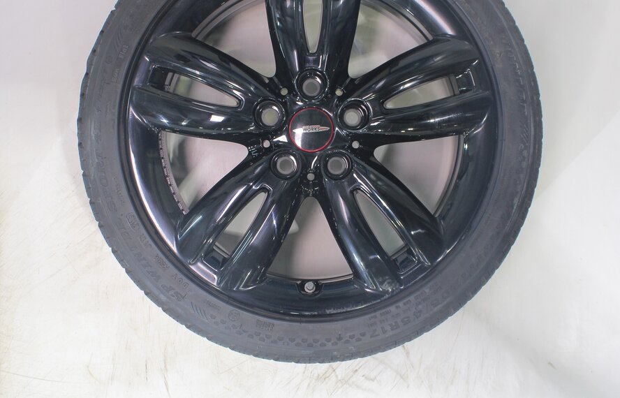 Mini Mini Cooper / S / One / Cabrio F55 F56 F57 JCW501 17 inch velgen Dunlop Runflat Winterbanden Origineel