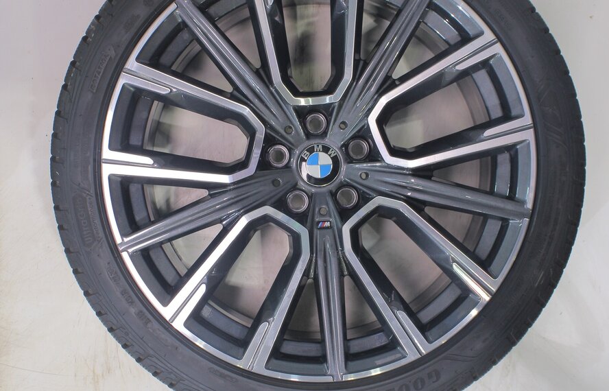 BMW BMW 6 GT G32 7 serie G11 G12 817M 20 inch velgen Goodyear Winterbanden Origineel