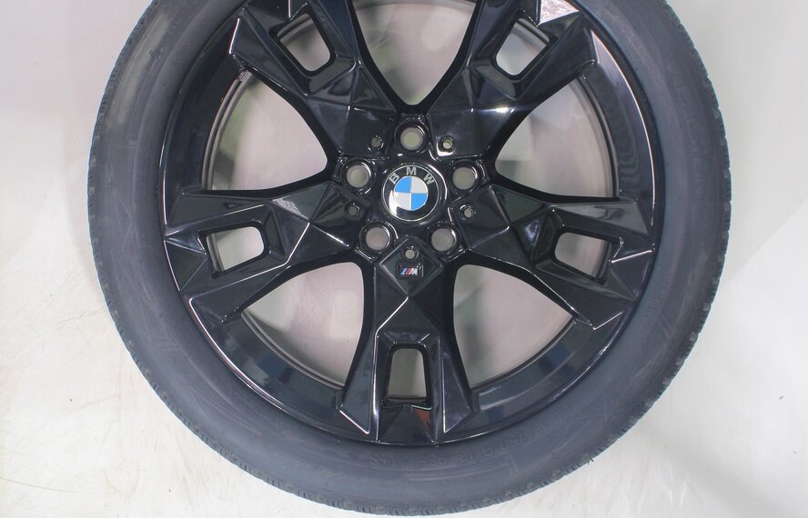 BMW BMW 1 serie 2 serie F70 F74 968M 18 inch velgen Vredestein Winterbanden Nieuw Origineel