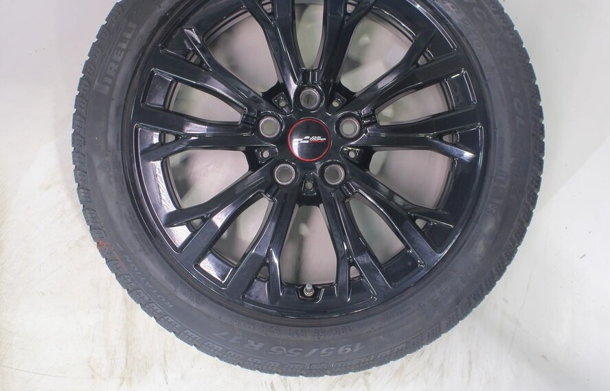 Mini Mini Cooper J01 JCW991 17 inch velgen Pirelli Winterbanden Origineel