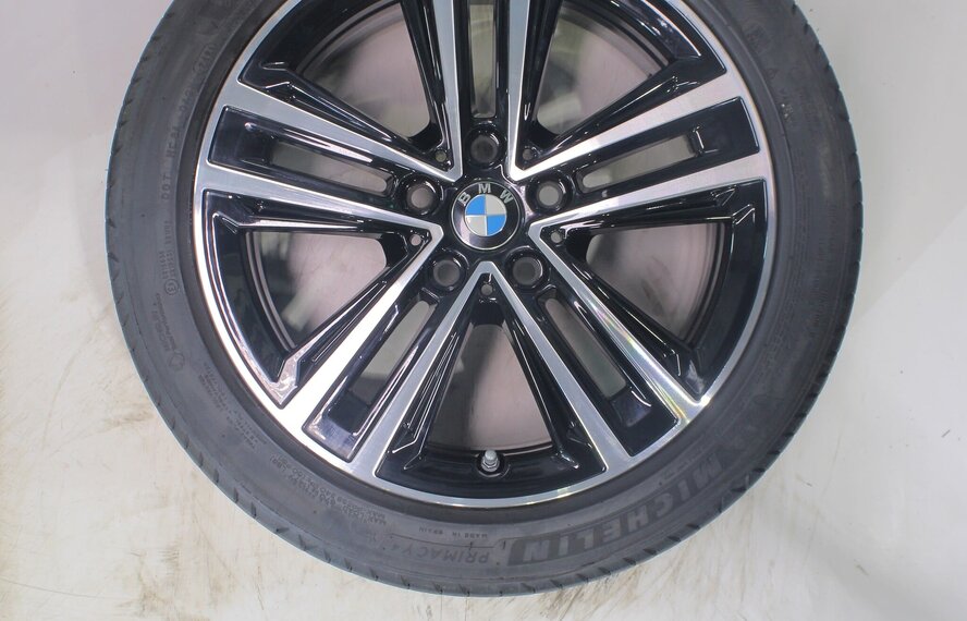 BMW BMW 1 2 serie F40 F44 2 serie Gran Coupe 548 17 inch velgen Michelin Zomerbanden Origineel