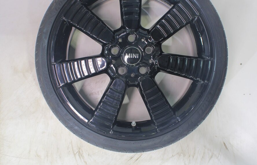 Mini Mini Cooper / S / One / Cabrio F55 F56 F57 900 18 inch velgen Goodyear Runflat Zomerbanden Origineel