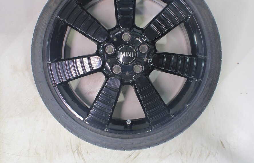 Mini Mini Cooper / S / One / Cabrio F55 F56 F57 900 18 inch velgen Goodyear Runflat Zomerbanden Origineel