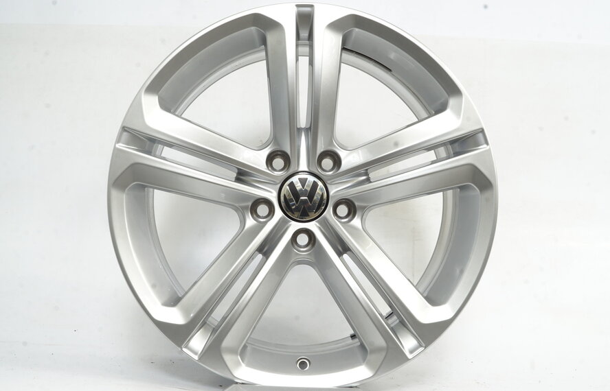 Volkswagen Originele Volkswagen Scirocco 1K8601025E velg