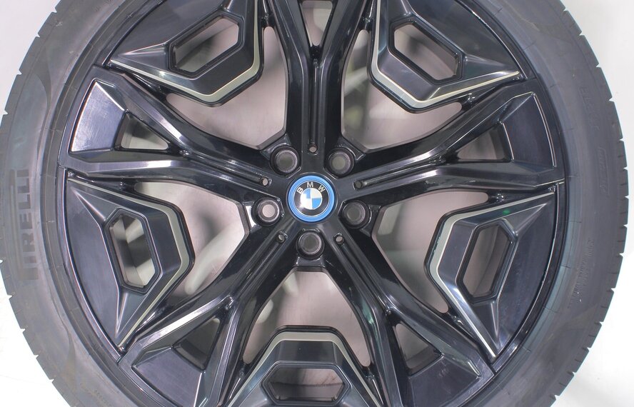 BMW BMW iX i20 1020 22 inch velgen Pirelli Zomerbanden Origineel